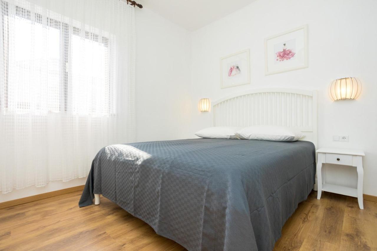 Dubasa B&B Vantacici Eksteriør bilde