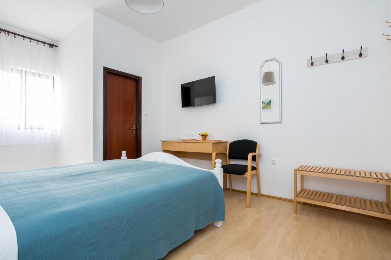 Dubasa B&B Vantacici Eksteriør bilde