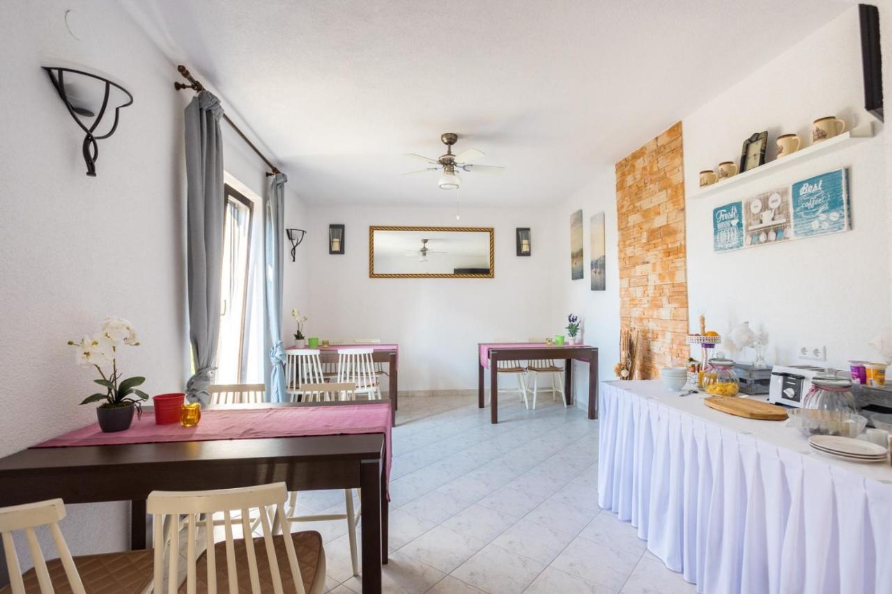 Dubasa B&B Vantacici Eksteriør bilde