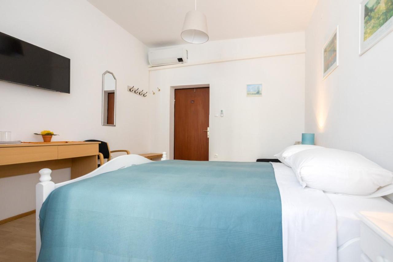 Dubasa B&B Vantacici Eksteriør bilde