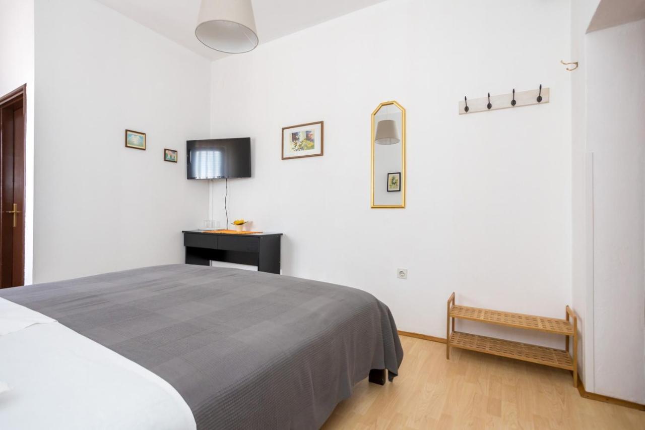 Dubasa B&B Vantacici Eksteriør bilde